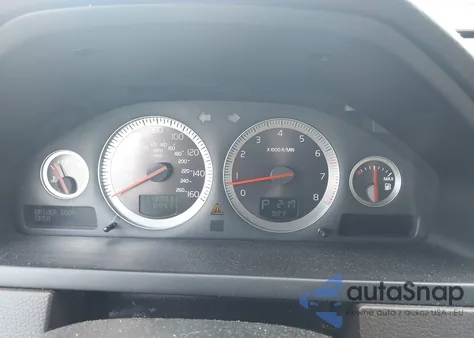 2013 Volvo Xc90 3.2/3.2 Platinum/3.2 Premier Plus z USA, uszkodzony, nr VIN YV4952CY8D1667594